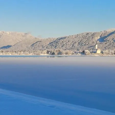 Am Forggensee -bergmann 公寓